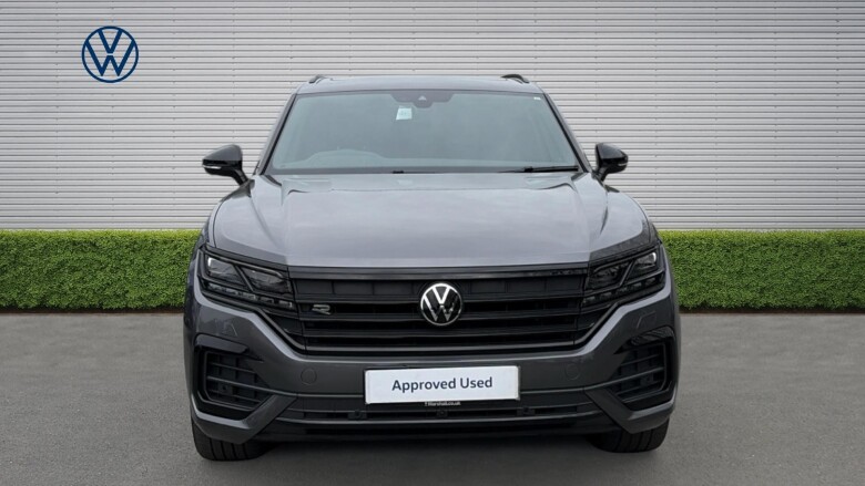 Volkswagen Touareg 3.0 V6 TDI 4Motion Black Edition 5dr Tip Auto Diesel Estate